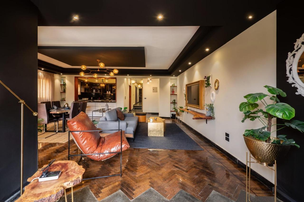 The Bold Parisian House - Steps From The Best Mall In Kairo Bagian luar foto