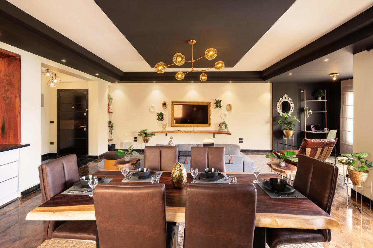 The Bold Parisian House - Steps From The Best Mall In Kairo Bagian luar foto