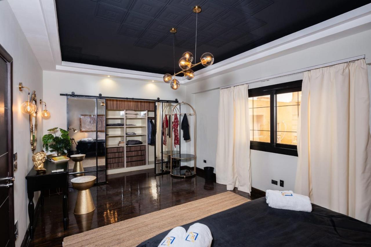 The Bold Parisian House - Steps From The Best Mall In Kairo Bagian luar foto