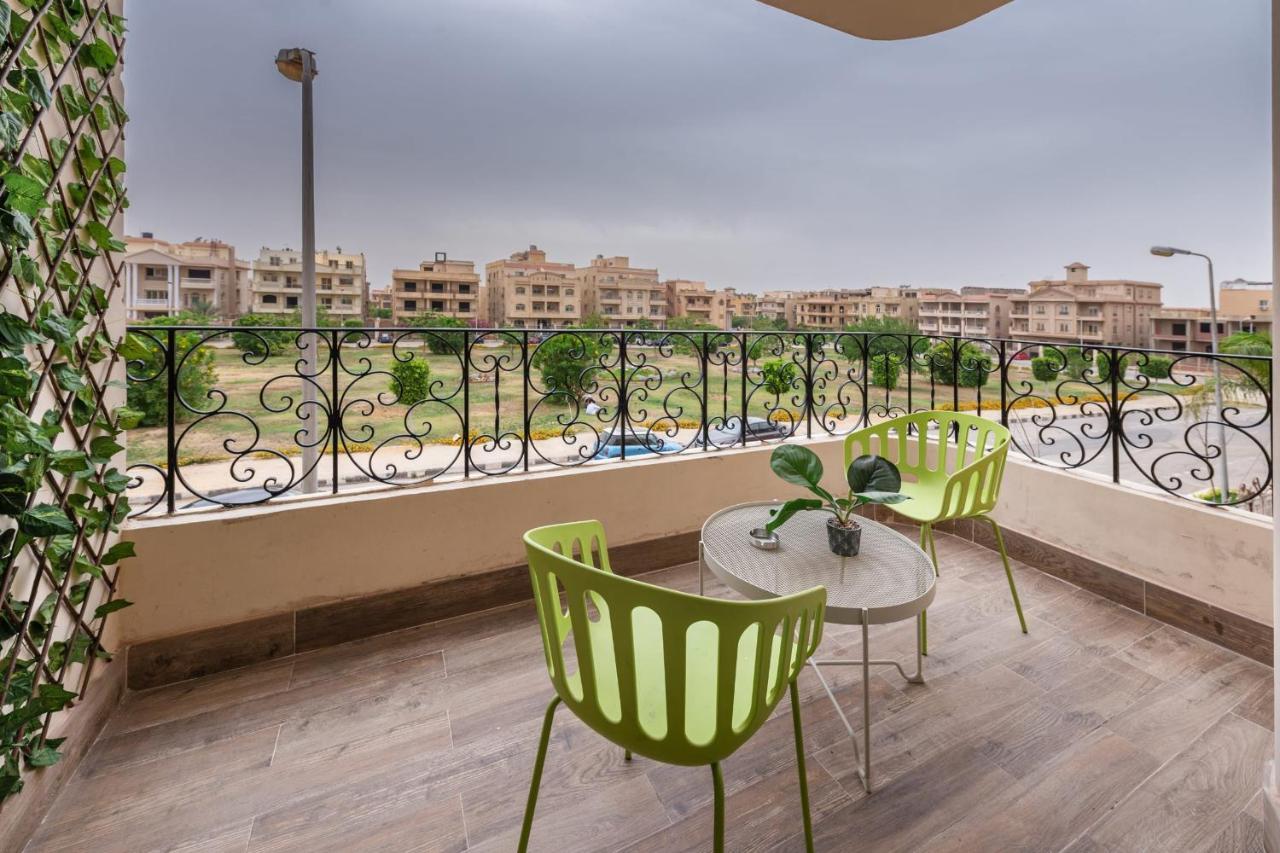 The Bold Parisian House - Steps From The Best Mall In Kairo Bagian luar foto