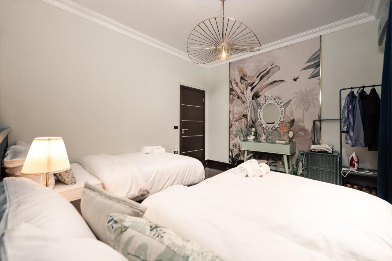 The Bold Parisian House - Steps From The Best Mall In Kairo Bagian luar foto